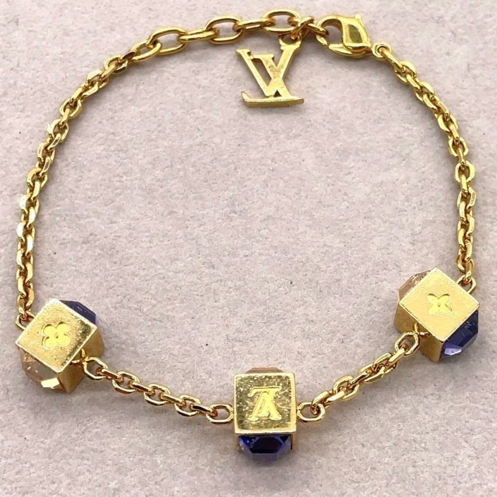 Auth Louis Vuitton Collier Gamble
Swarovski GD Bracelet. Model M65209 - Picture 1 of 12